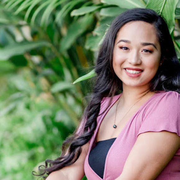 Meet your Posher, Michaella - Picture 1 of 1